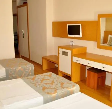 Blue Fish Hotel 4*